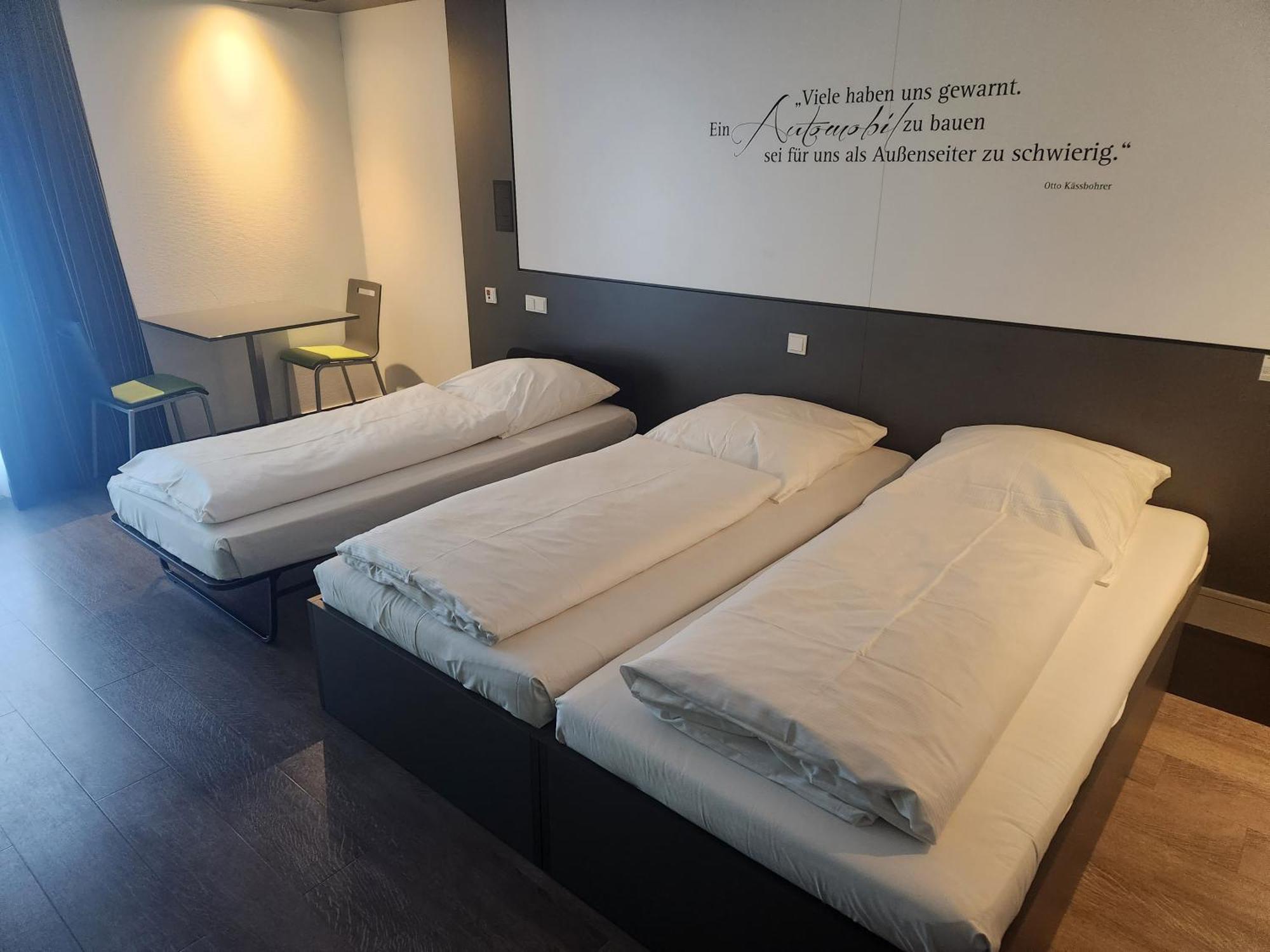 Economy-Hotel อูล์ม ภายนอก รูปภาพ